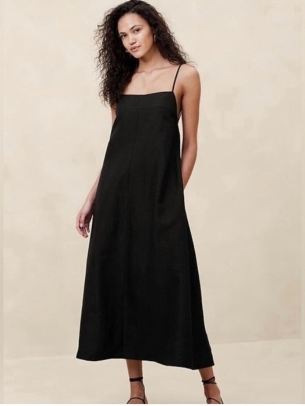 Banana Republic: Silk-Linen Maxi Dress